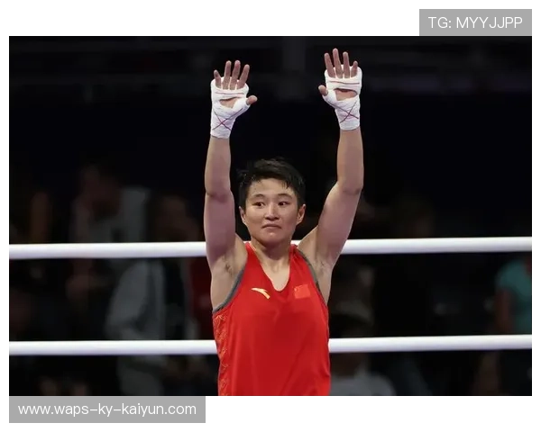 拳击轻量级闪躲反击：挑战极限，打满节奏的秘密